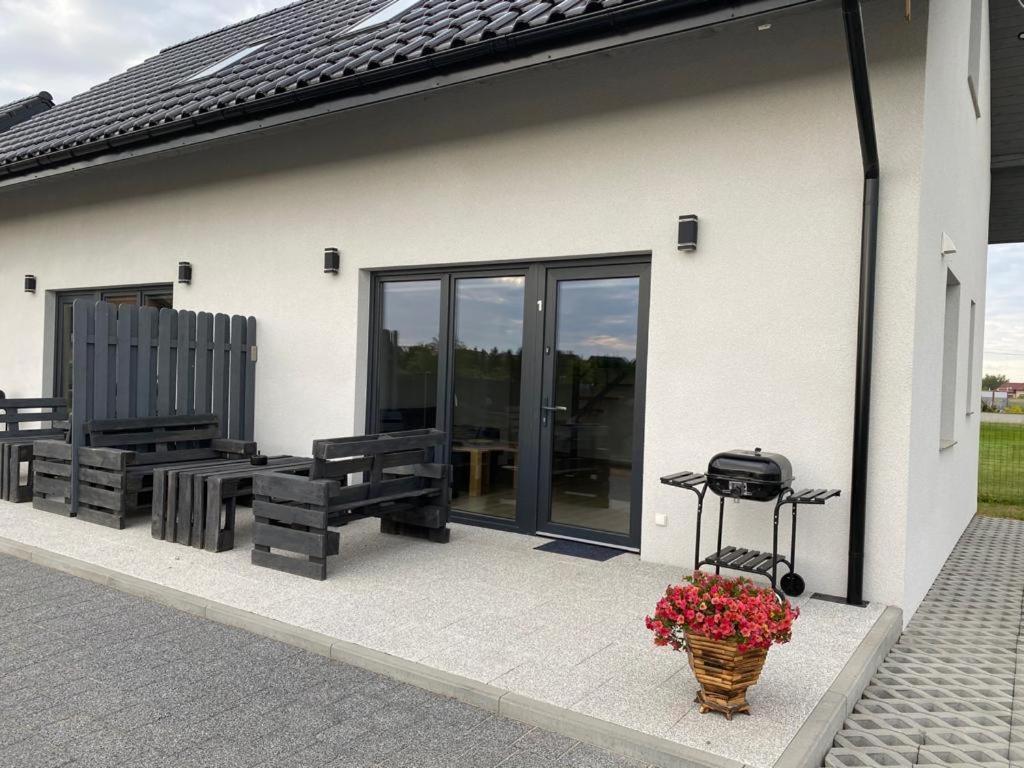 Apartamenty Lebska Ostoja Nowecin Ngoại thất bức ảnh